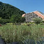 Lb3 Seeblick Haus Mit Direktem Seezugnag Am Ossiachersee