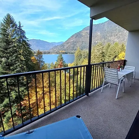 Lb3 Seeblick Haus Mit Direktem Seezugnag Am Ossiachersee Apartment Landskron