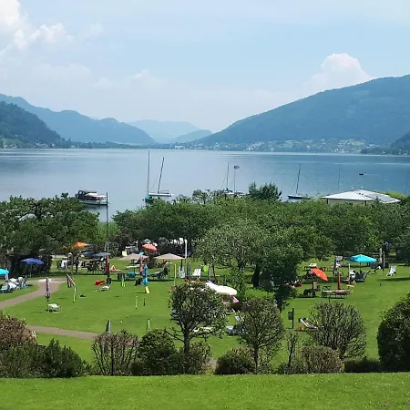 Lb3 Seeblick Haus Mit Direktem Seezugnag Am Ossiachersee *