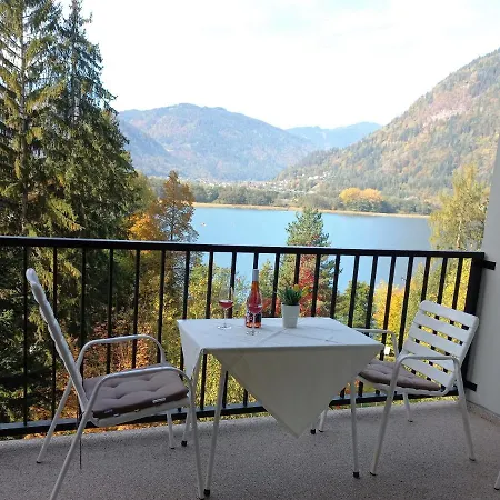Lb3 Seeblick Haus Mit Direktem Seezugnag Am Ossiachersee