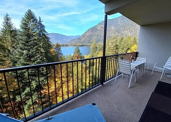 Lb3 Seeblick Haus Mit Direktem Seezugnag Am Ossiachersee Apartment Landskron